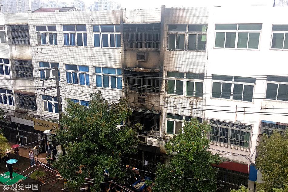 The central bank announced it would inject $7 billion into the economy to boost job creation