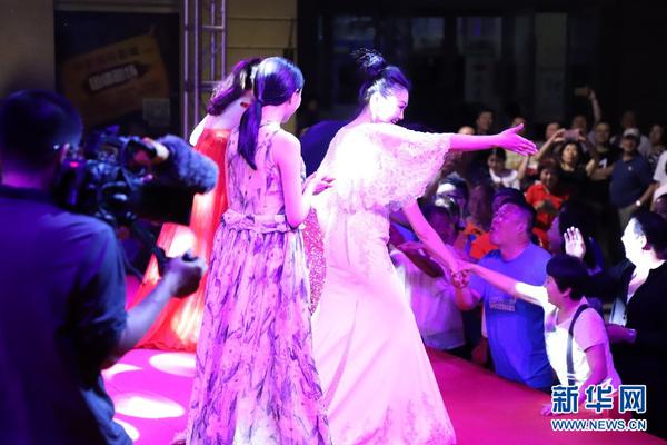 Scientists observed that a popular bird species is changing its migration route due to climate change