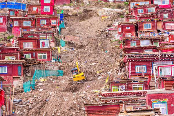 The mayor announced a plan to build 5000 affordable housing units in the city