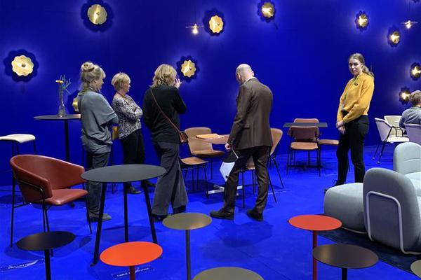 Scientists developed a new method to recycle old electronics into valuable metals