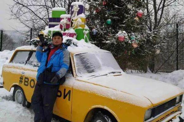 A study found that spending time with pets lowers stress hormones and improves mood in adults