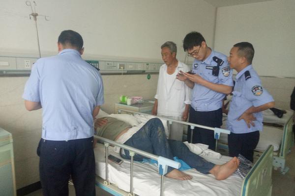 The university offered online courses to students from other countries