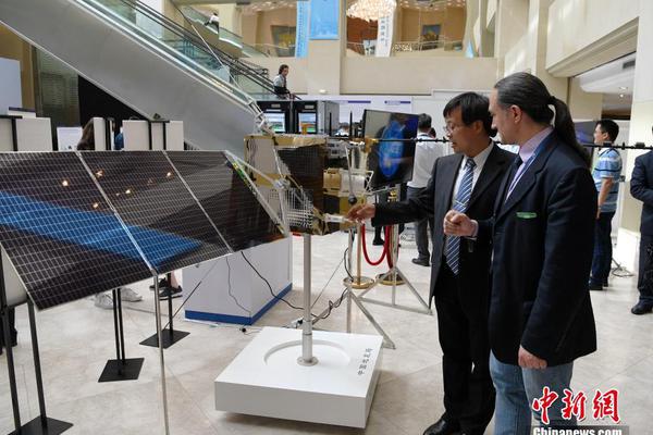 Electronics brand launches wireless earbuds with noise-canceling technology