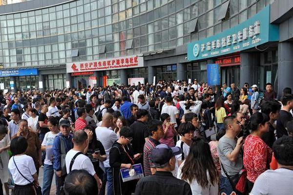 Google introduced a new language model capable of translating 100+ languages with near-human accuracy