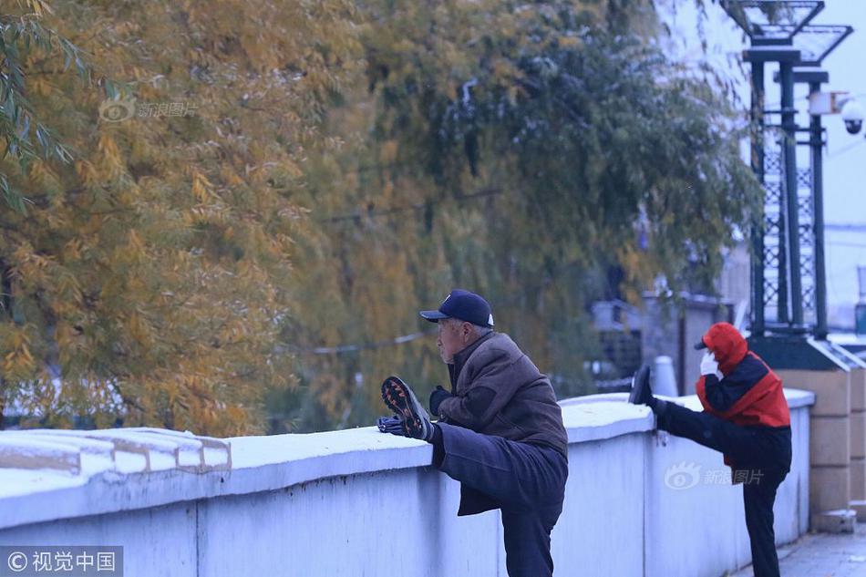 A new study showed that drinking enough water can improve athletic performance