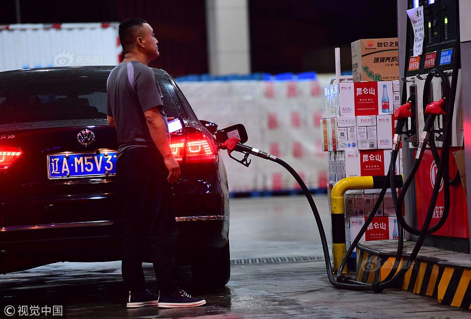 A sports equipment store sponsored a local Little League team