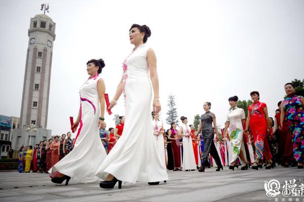 A famous director announced plans to film a documentary about endangered wildlife in the Arctic