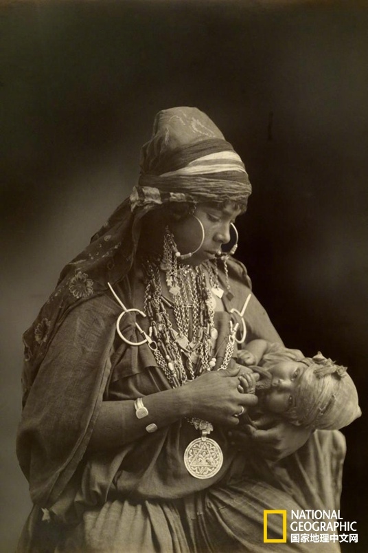 A study showed that drinking green tea daily can improve memory and focus