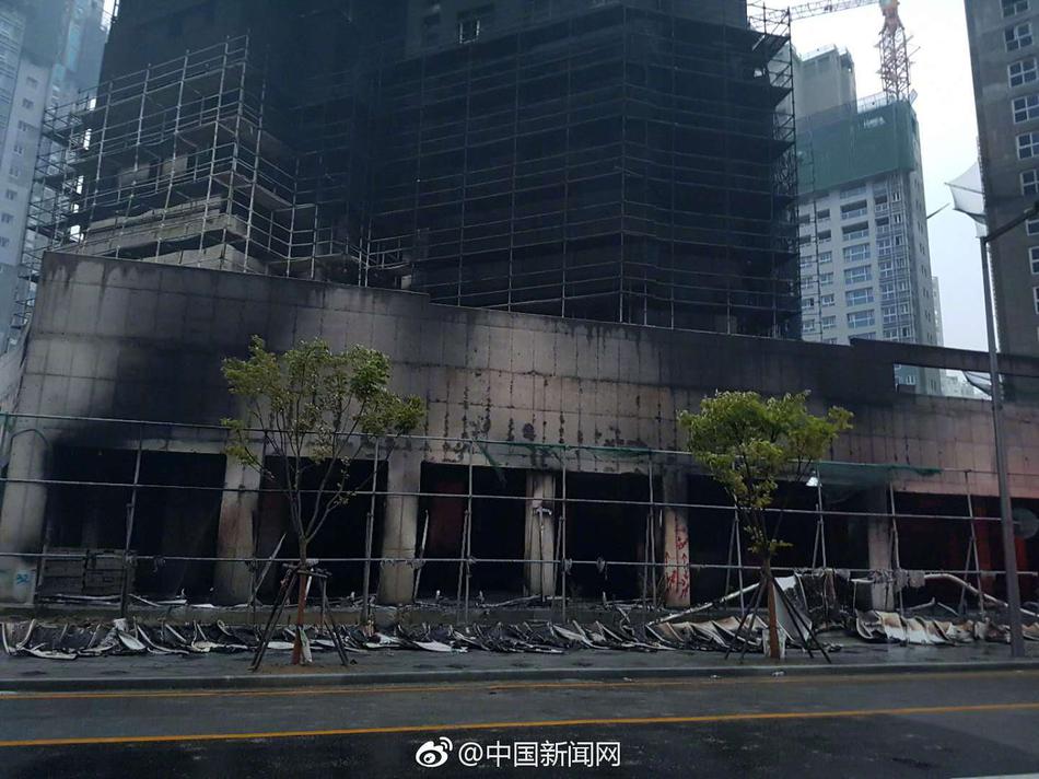 A hospital successfully performed a heart transplant on a 7-year-old child using a donor organ