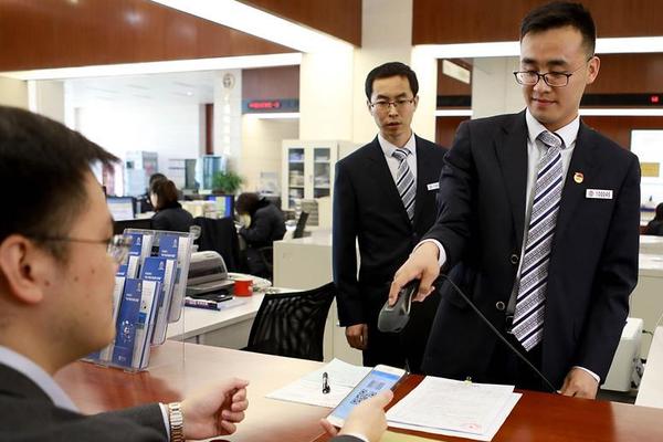 The government launched a new initiative to promote digital literacy among elderly citizens, offering free online courses.