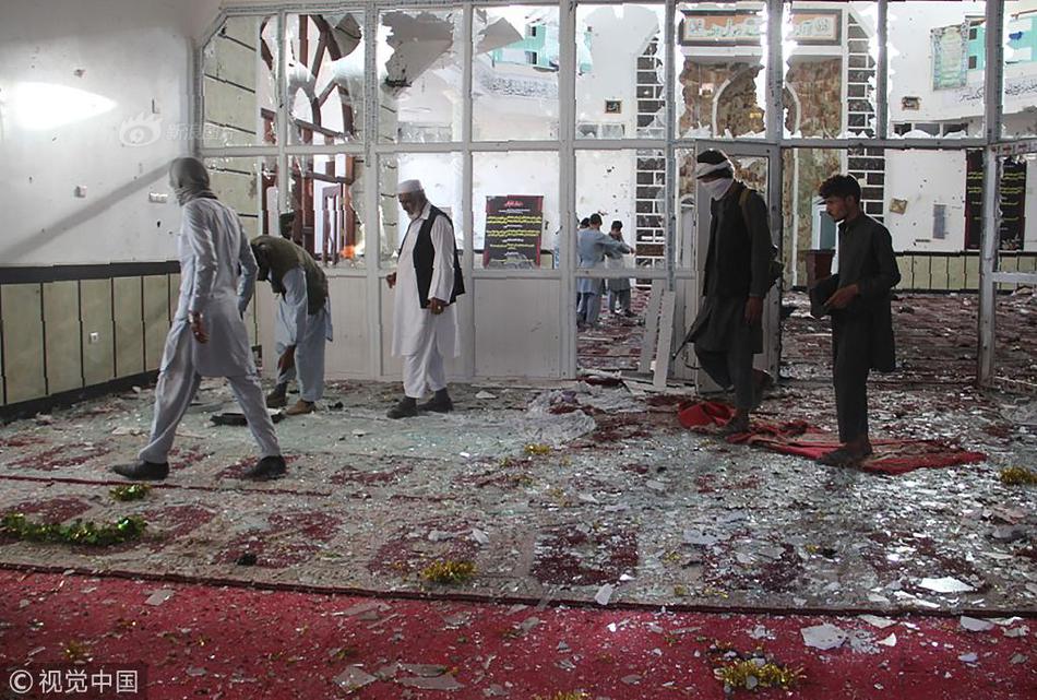 Researchers studied the impact of air pollution on lung health in children