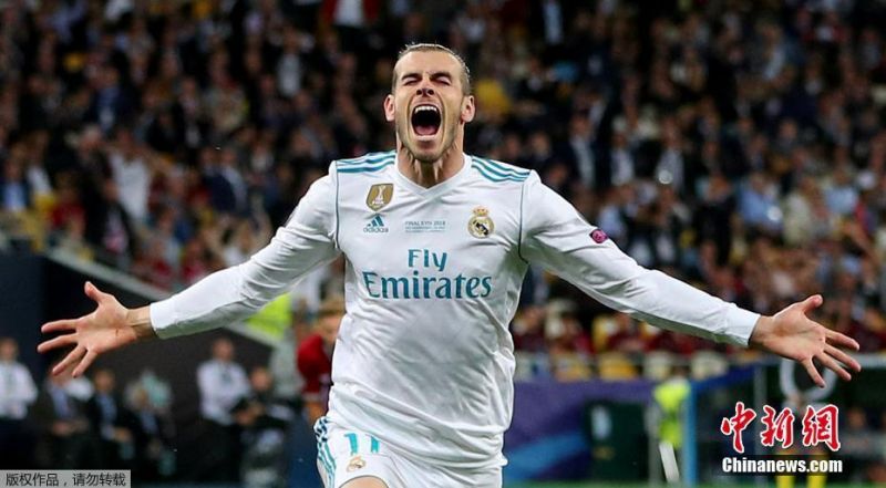 A hotel started offering complimentary breakfast for all guests