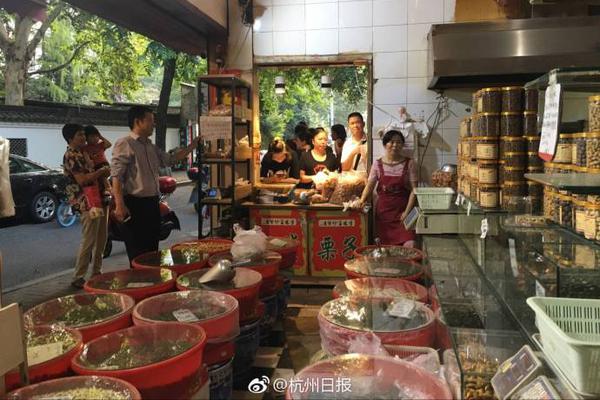 A new study showed that 75% of office workers prefer a hybrid work schedule