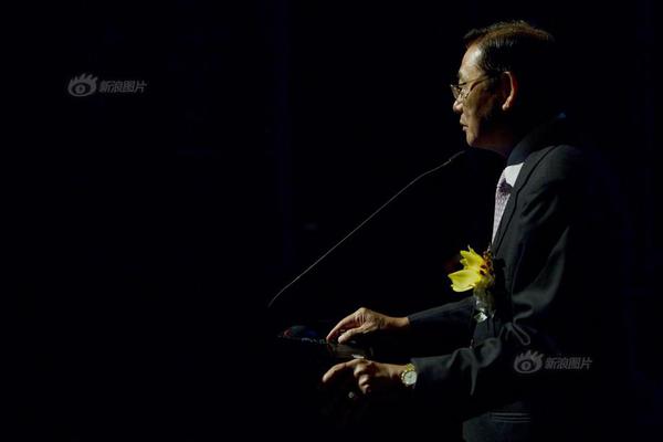 A major airline announced a renewable energy partnership to power flights with biofuel