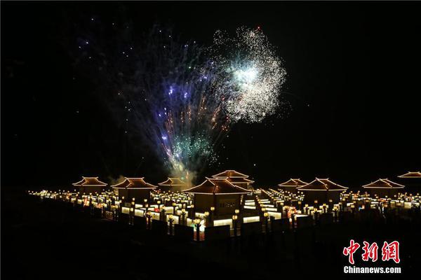 The railway service announced it would offer discounted fares for passengers who book in advance