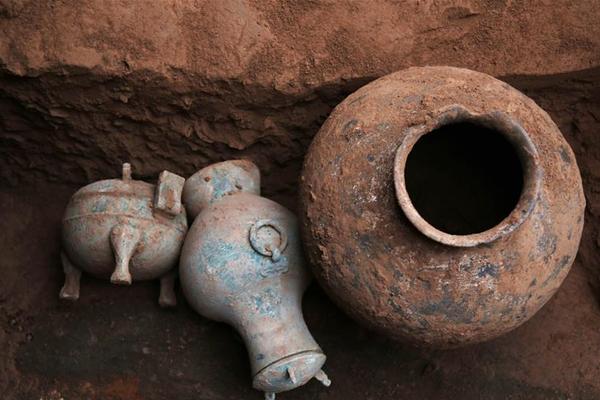 Engineers create portable water purifier for disaster zones