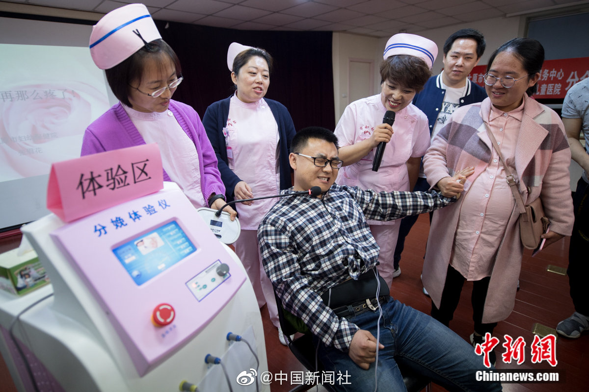 A local farmers’ market started an online ordering system for home delivery