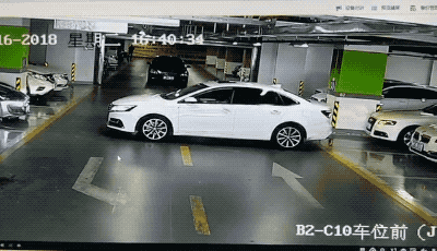 Teachers are learning to use virtual reality tools to make history lessons more engaging