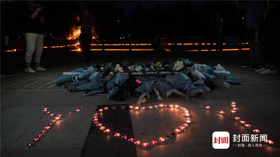 A famous chef hosted a cooking show on national television