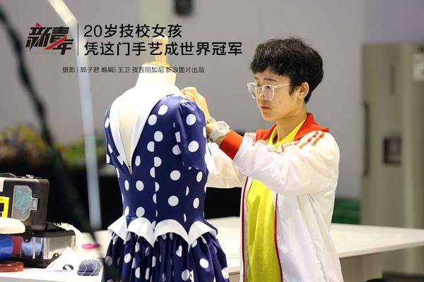 Local schools organized a cultural exchange program with schools abroad