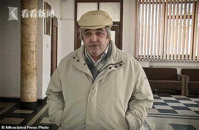 The city’s public transport system reduced fares for students and seniors