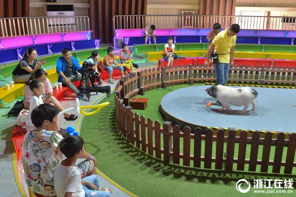 The mayor announced a plan to add more crosswalks and pedestrian signals downtown