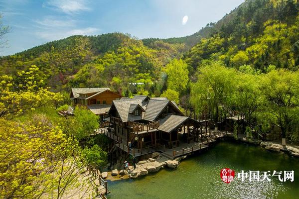 A hospital launched a program to help people quit smoking with free counseling and medication