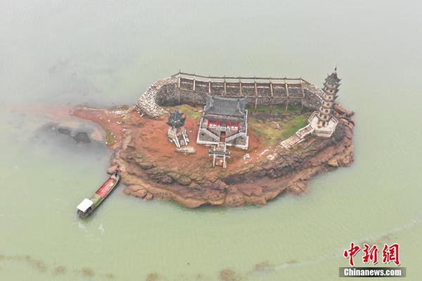 City council votes to ban single-use styrofoam products in restaurants