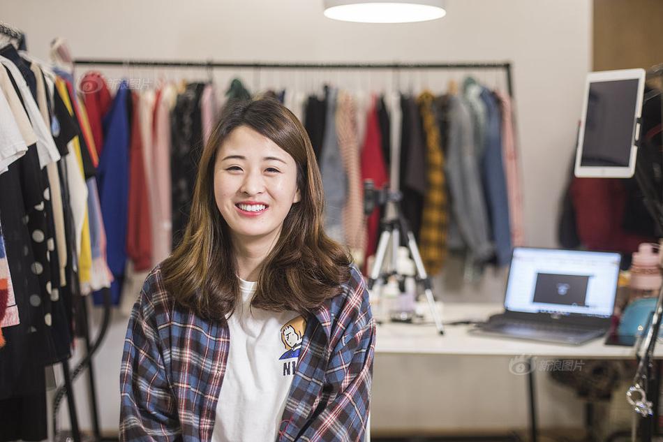 Ambulance service offers free first aid training to schools