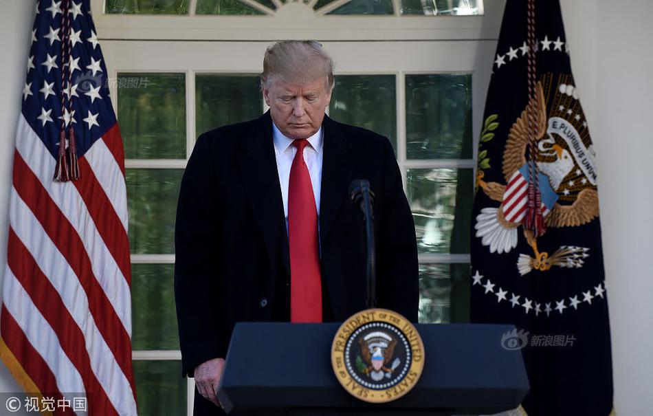 A gym offered family memberships at a discounted rate to encourage family fitness