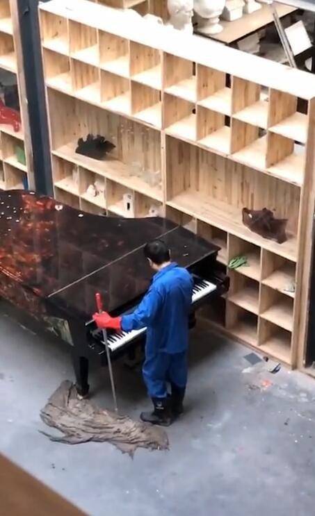 A new study showed that drinking water regularly can improve skin health