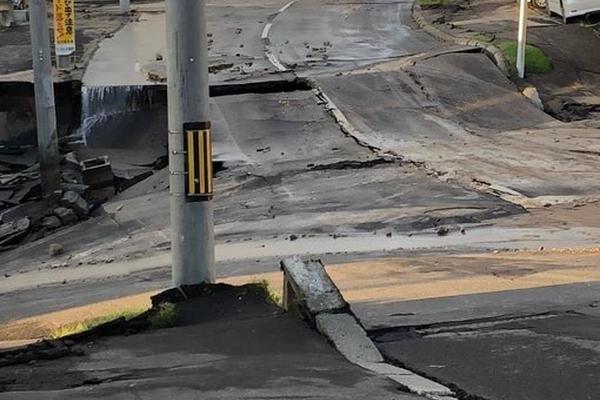 A scientist developed a new method to clean up oil spills using naturally occurring bacteria