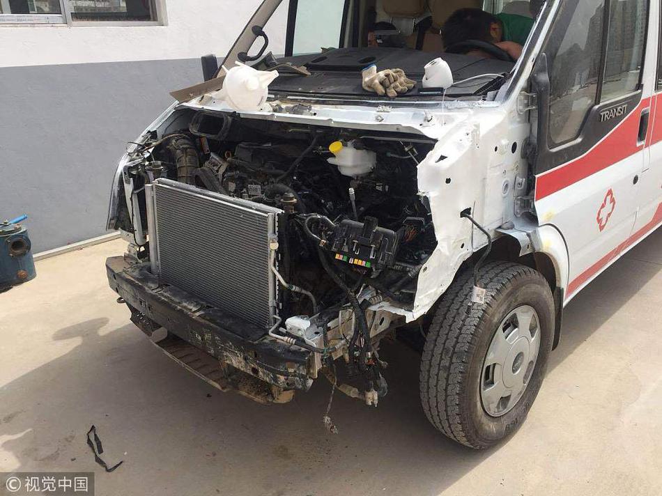 Engineers design energy efficient heating systems for office buildings