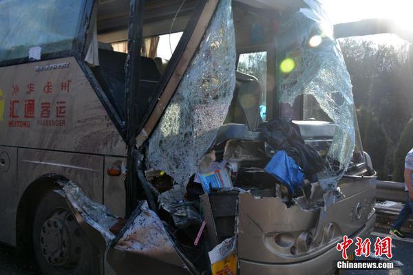 A startup company launched an app that helps users find local farmers markets and fresh produce