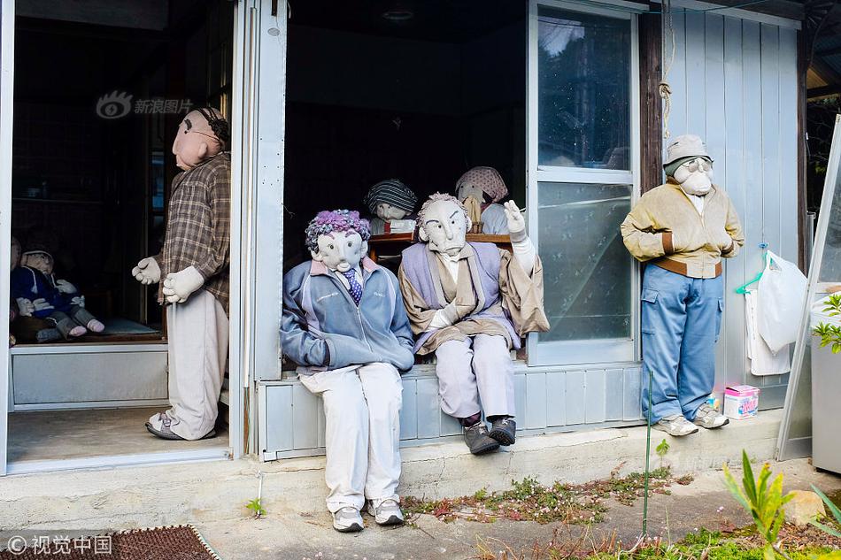 A study revealed that cat owners have lower levels of stress and anxiety than non-pet owners