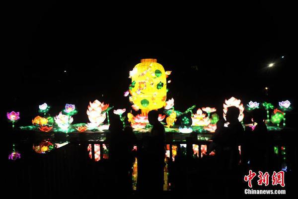 Local farmers markets reported a surge in customers looking for organic produce