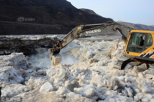 Local bookstores reported increased sales of self-help books during the start of the new year