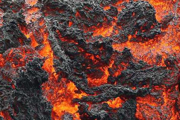 Scientists created a way to recycle old cell phones and extract valuable metals safely