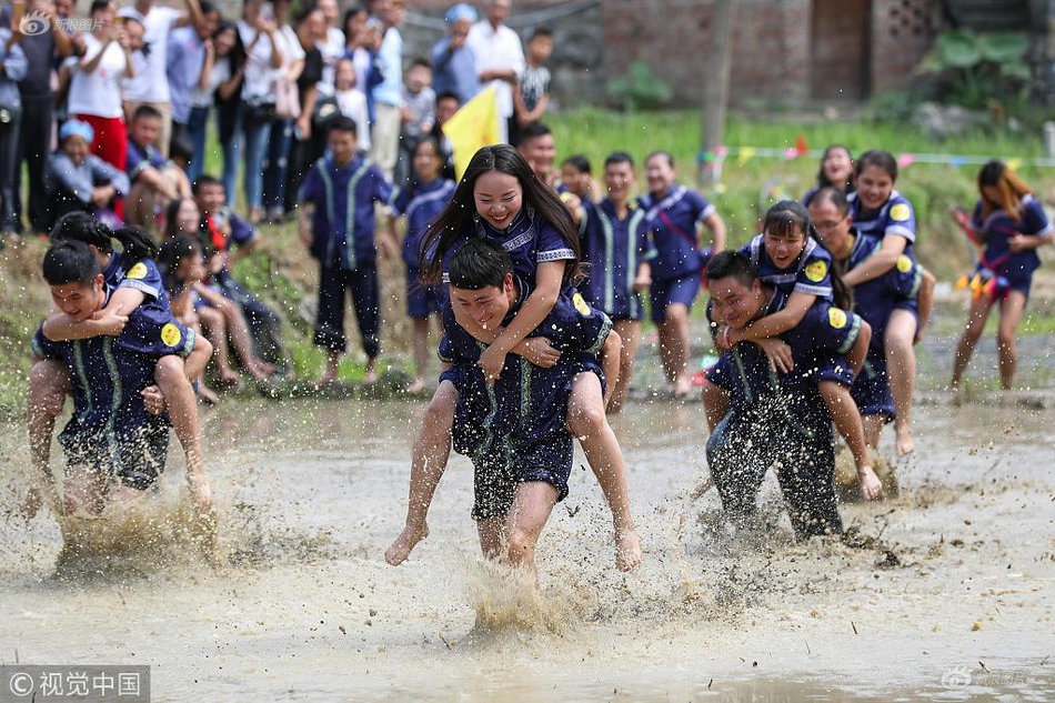 Community center provides free summer camps for kids from low-income families