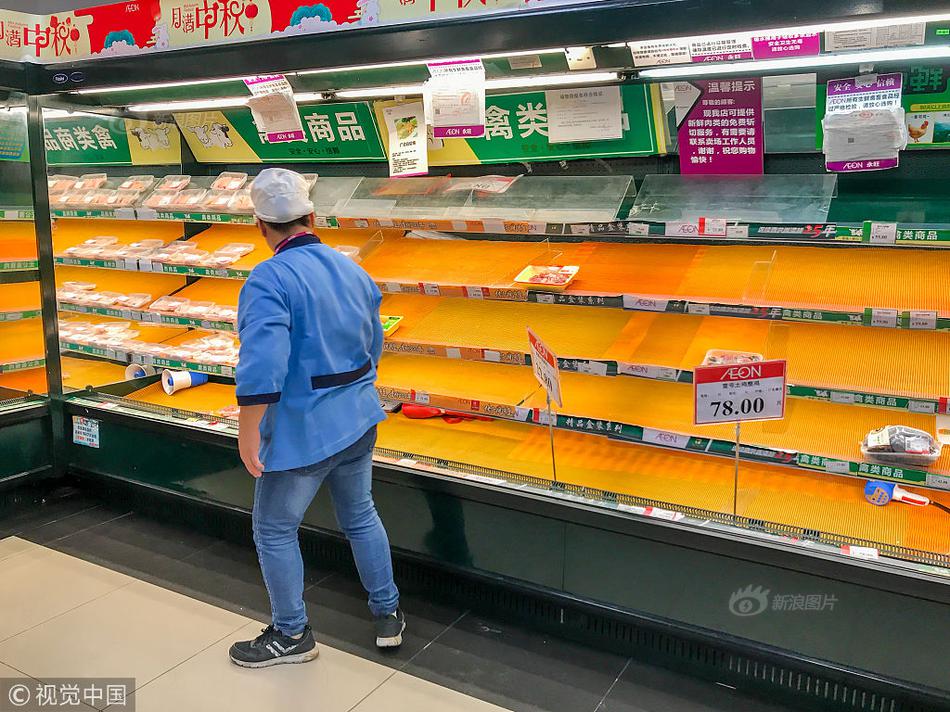 The government launched a campaign to encourage people to reduce food waste at home