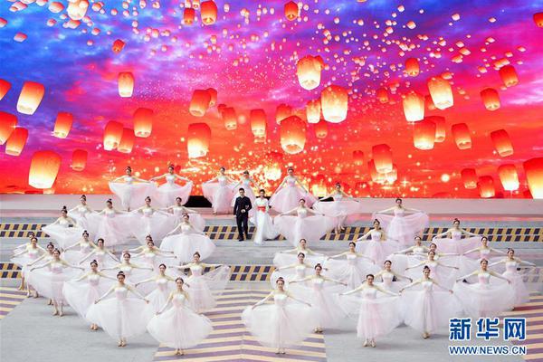 A local business association organized a workshop on social media marketing for small businesses