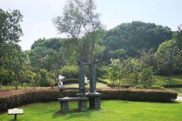 A new study showed that social media use affects teenagers' sleep quality