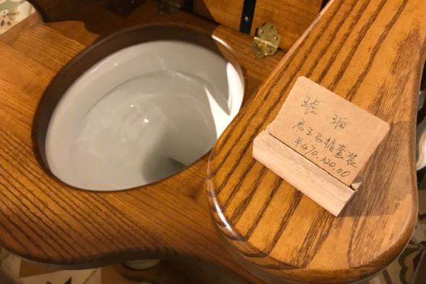 Ambulance service offers free first aid training to schools