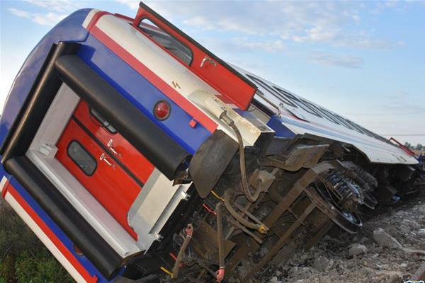 A major oil company announced it will invest $10 billion in renewable energy over the next decade, shifting away from fossil fuels.