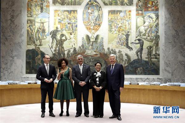 Middle school students designed a solar-powered backpack that charges mobile devices