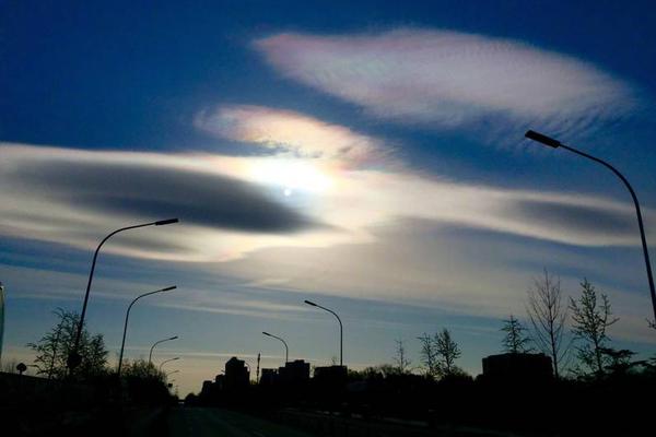 Study reveals that family game nights improve communication between children and parents