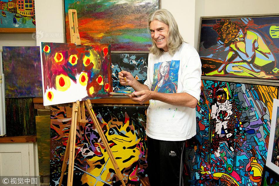 A tech startup created a new device to monitor air quality in homes