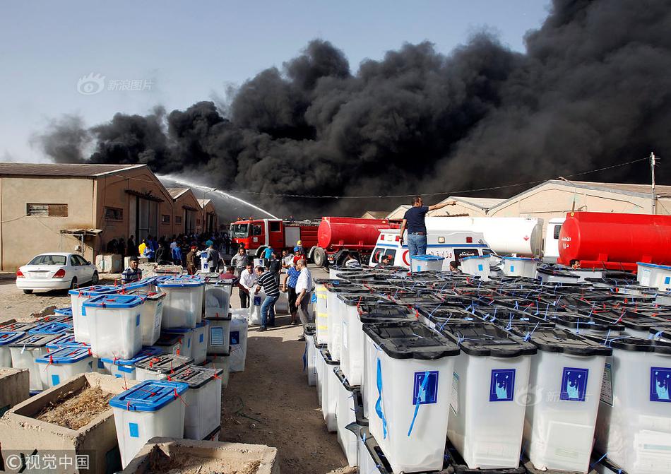 A global climate change summit concluded with 118 countries committing to cut greenhouse gas emissions by 53% by 2030