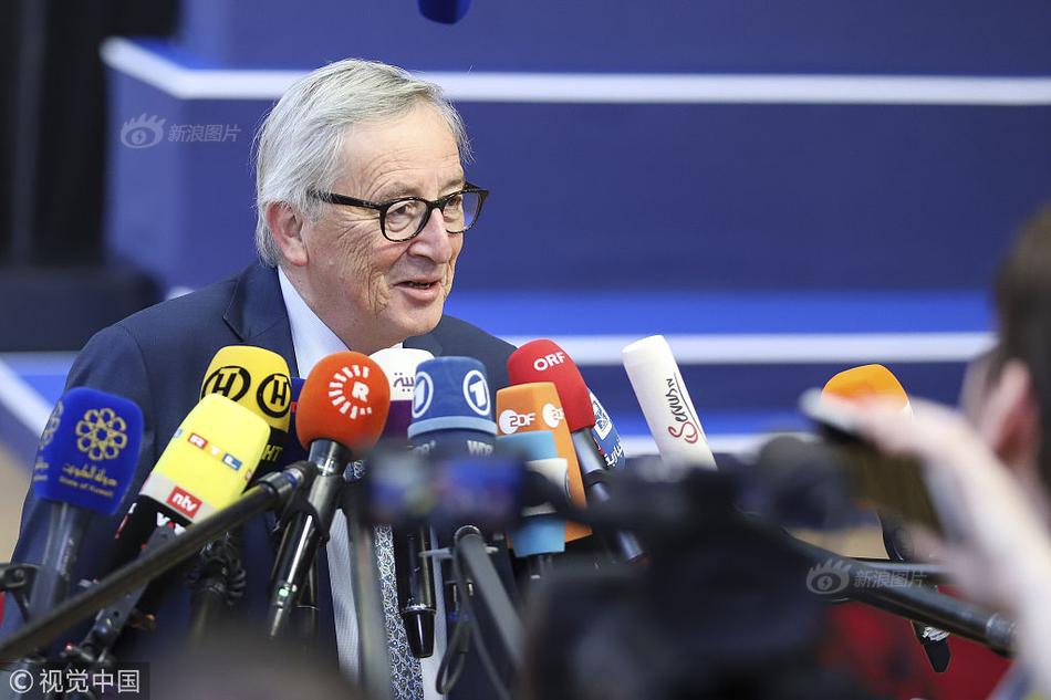 Library hosts weekly story time sessions for toddlers and their parents